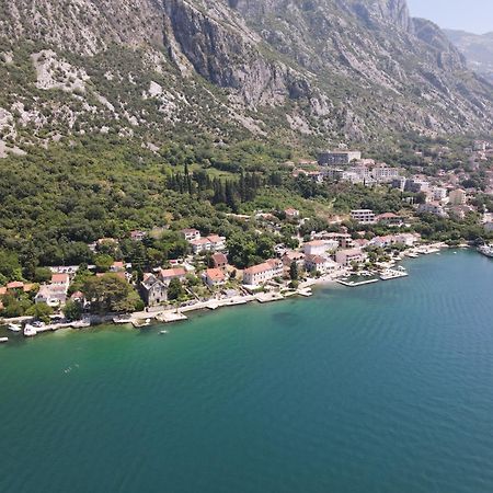 Montenegro Apartments - Private Beach Kotor Extérieur photo