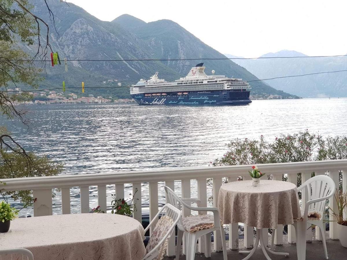 Montenegro Apartments - Private Beach Kotor Extérieur photo