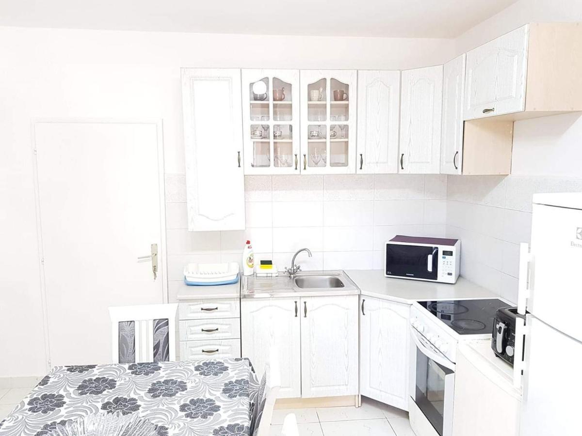 Montenegro Apartments - Private Beach Kotor Extérieur photo