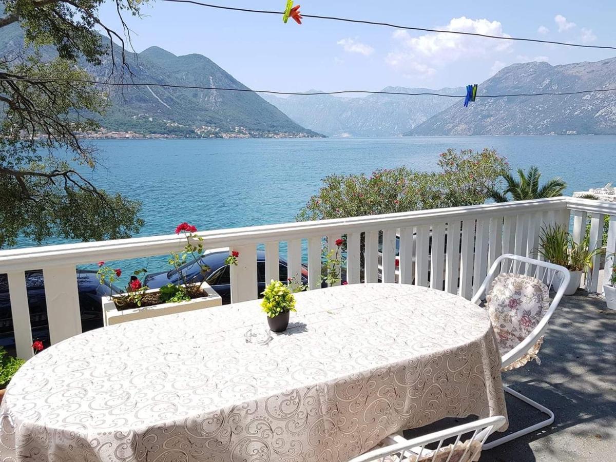 Montenegro Apartments - Private Beach Kotor Extérieur photo