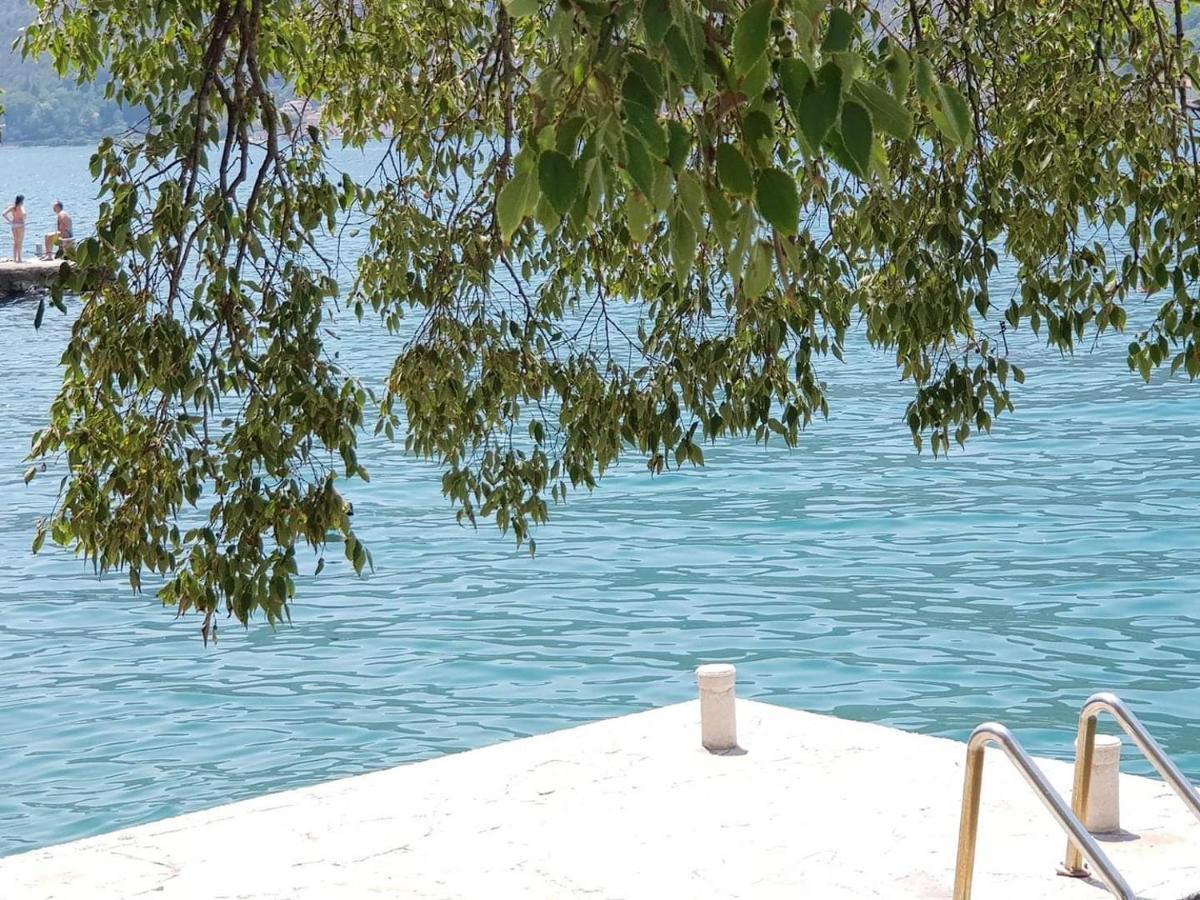 Montenegro Apartments - Private Beach Kotor Extérieur photo