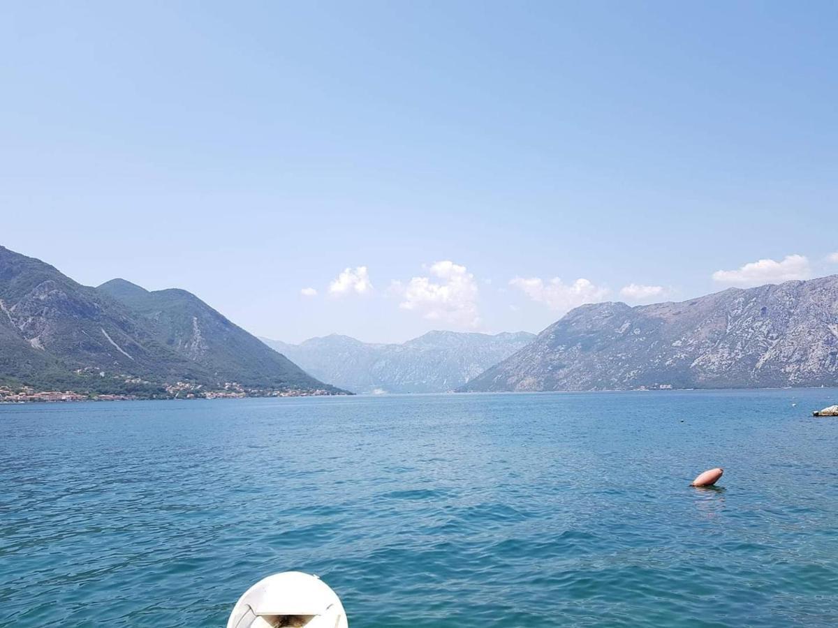 Montenegro Apartments - Private Beach Kotor Extérieur photo