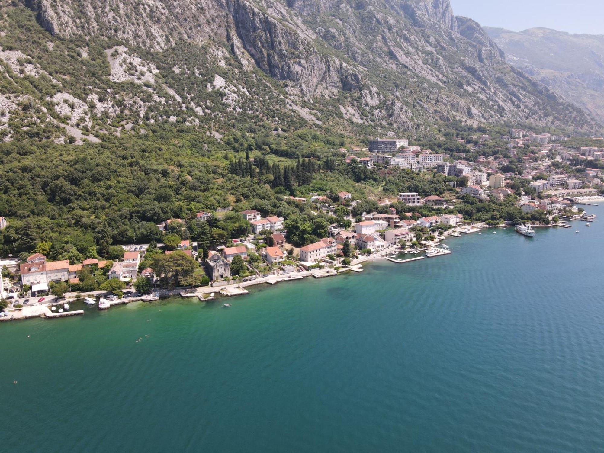 Montenegro Apartments - Private Beach Kotor Extérieur photo